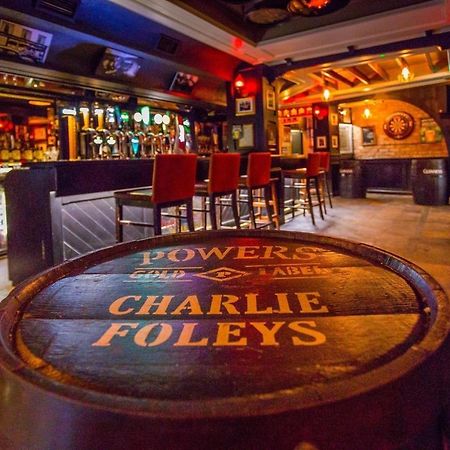 Bed and Breakfast Charlie Foleys Килларни Экстерьер фото
